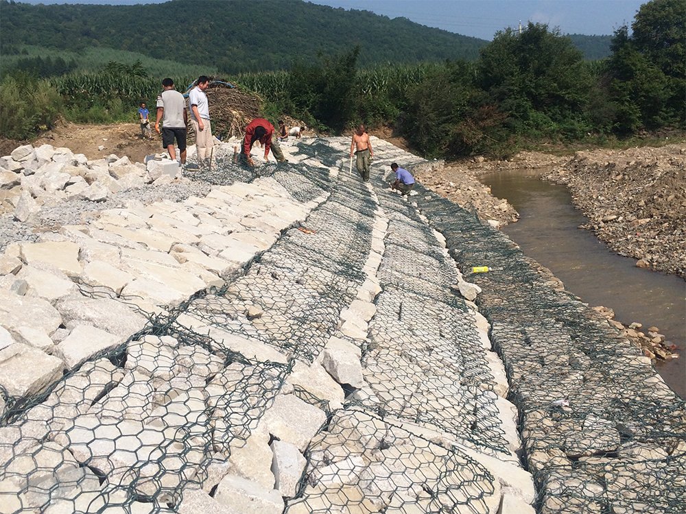 西峰区护岸石笼网