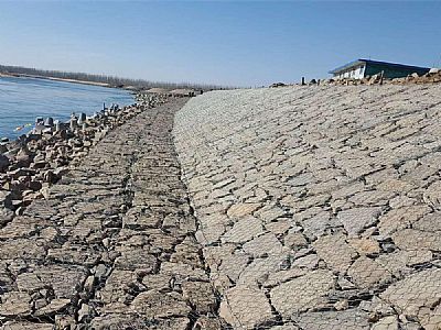 和平区锌铝合金雷诺护垫